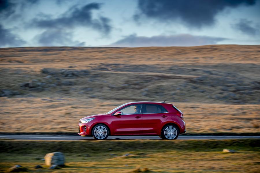  Kia Rio First Edition 2017 года  (UK) (фото 21 из 70)